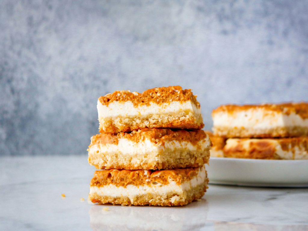 Image for MARBLE PUMPKIN CHEESECAKE BARS WITH PANKO CRUST