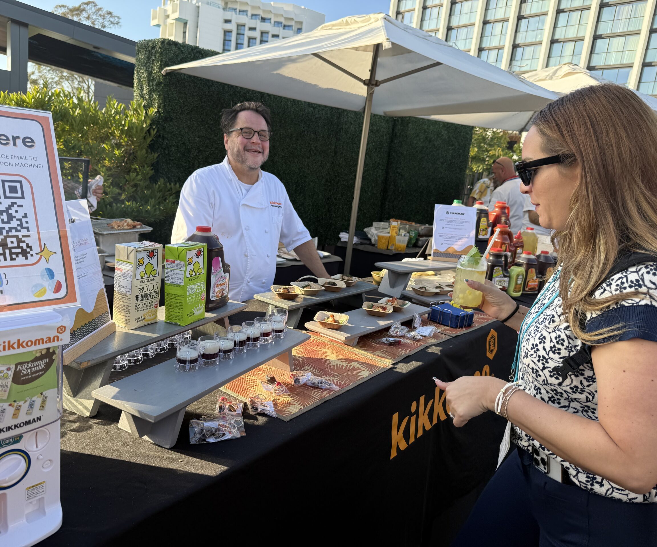 Chef Andrew Hunter showcasing Flavor Bubbles at Flavor Experience in Newport Beach