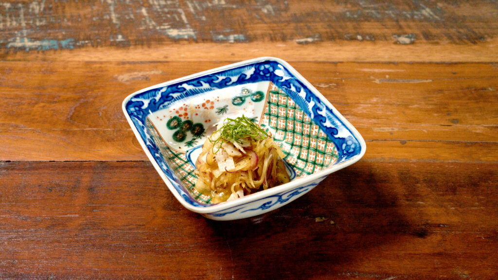 Image for Sliced Red and Brown Onion Ham Mix Salad